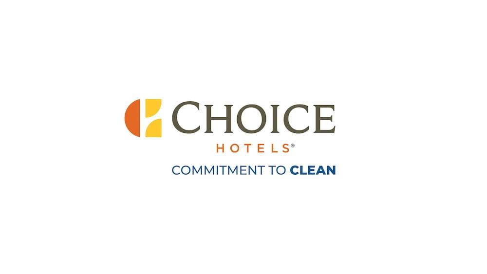 Quality Inn & Suites Moline - Quad Cities المظهر الخارجي الصورة