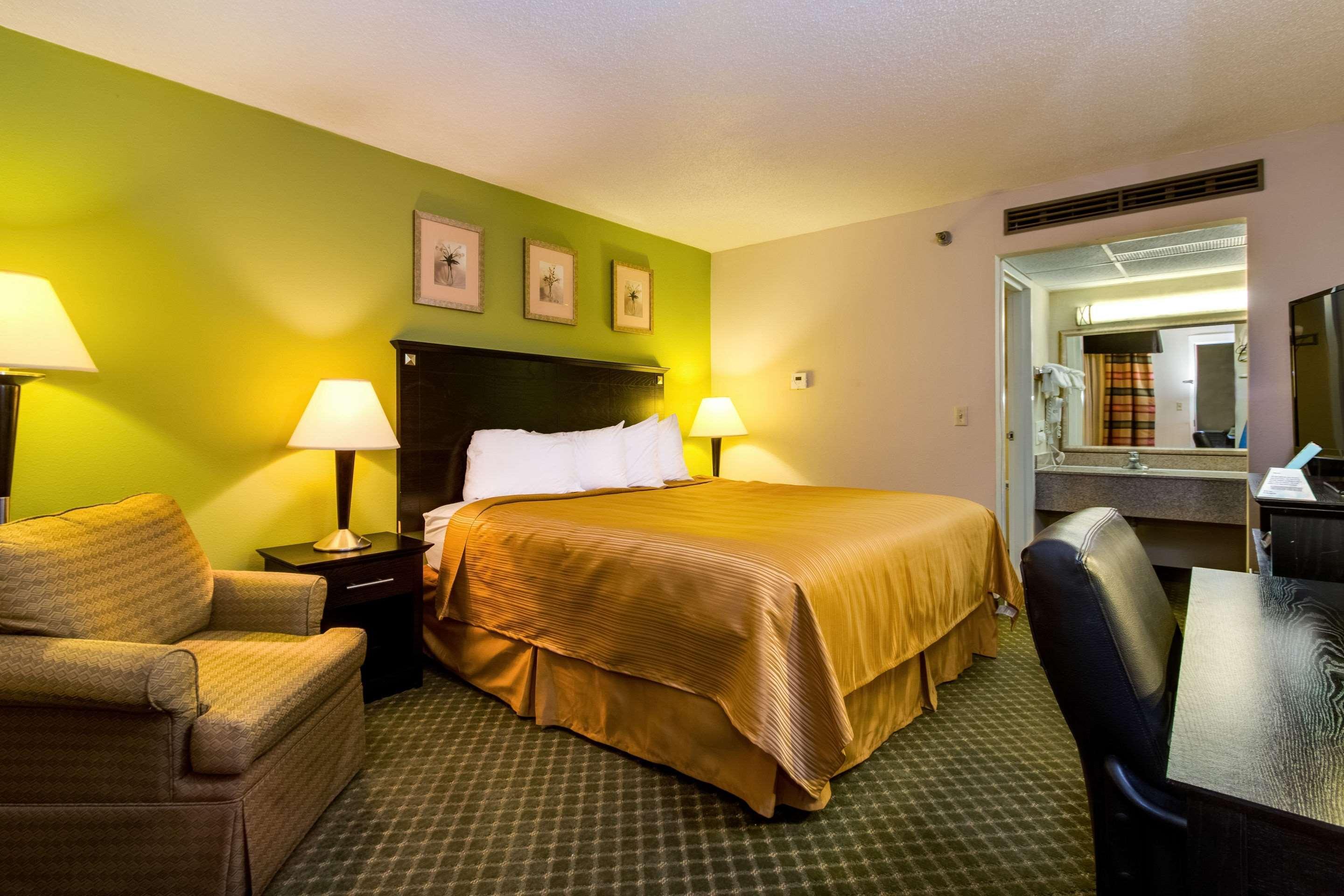 Quality Inn & Suites Moline - Quad Cities المظهر الخارجي الصورة