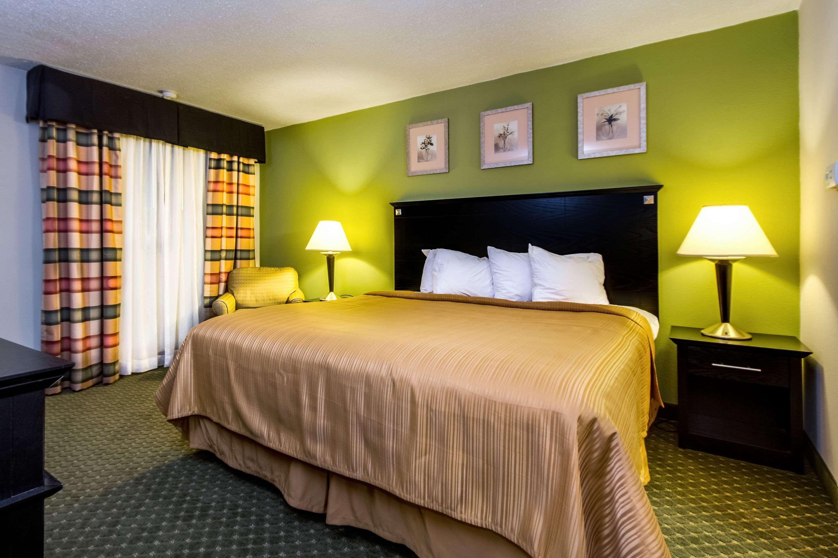 Quality Inn & Suites Moline - Quad Cities المظهر الخارجي الصورة