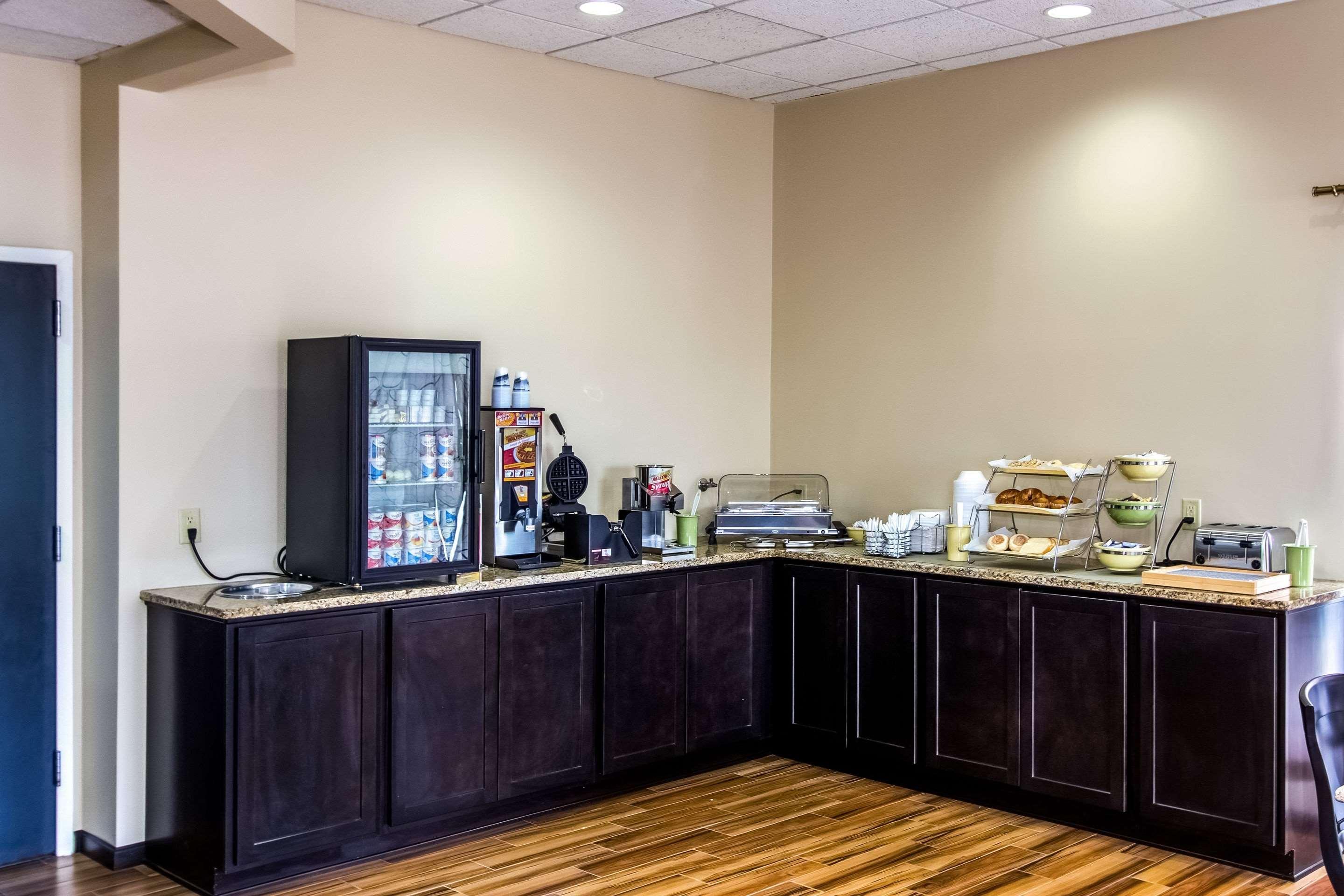 Quality Inn & Suites Moline - Quad Cities المظهر الخارجي الصورة