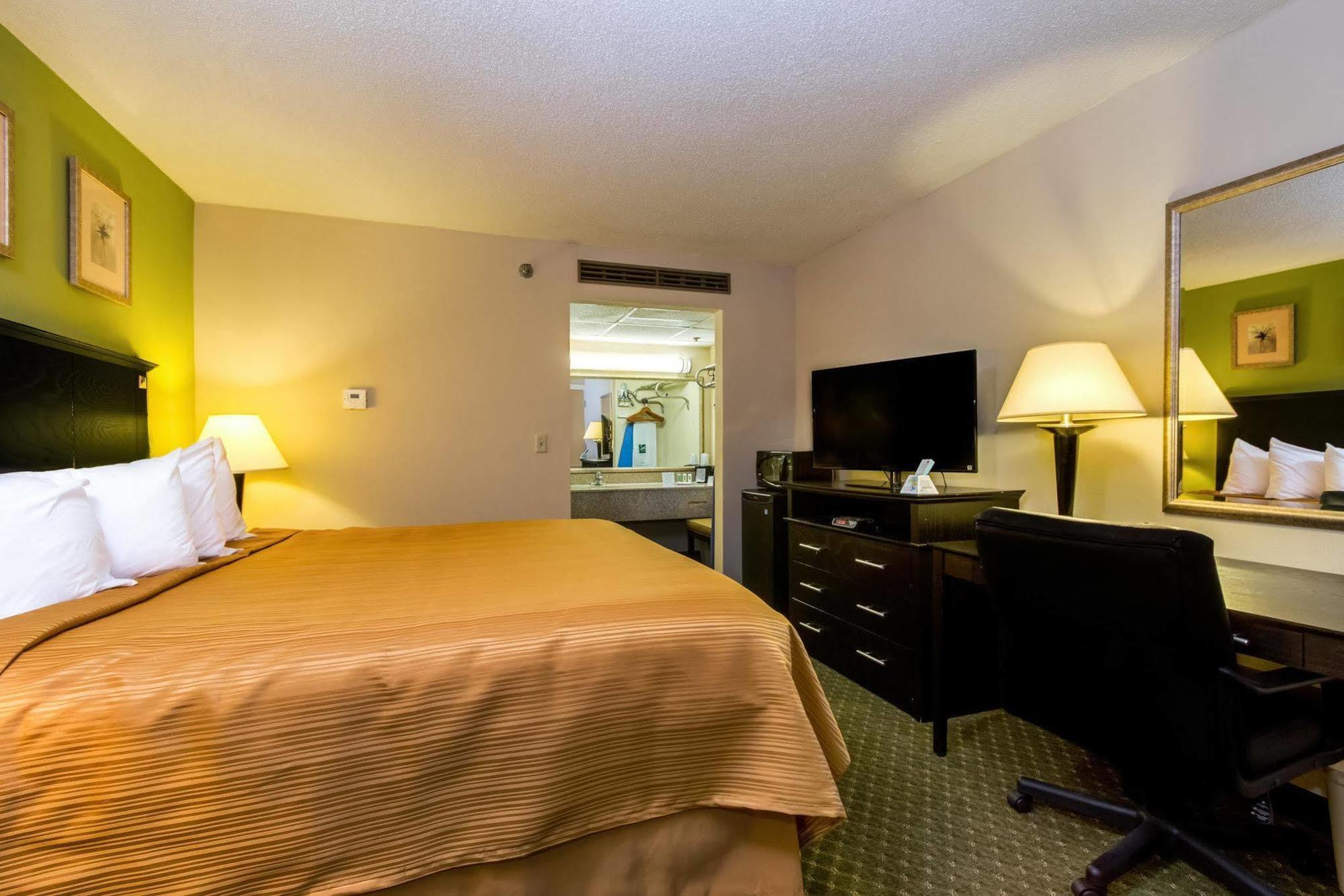 Quality Inn & Suites Moline - Quad Cities المظهر الخارجي الصورة