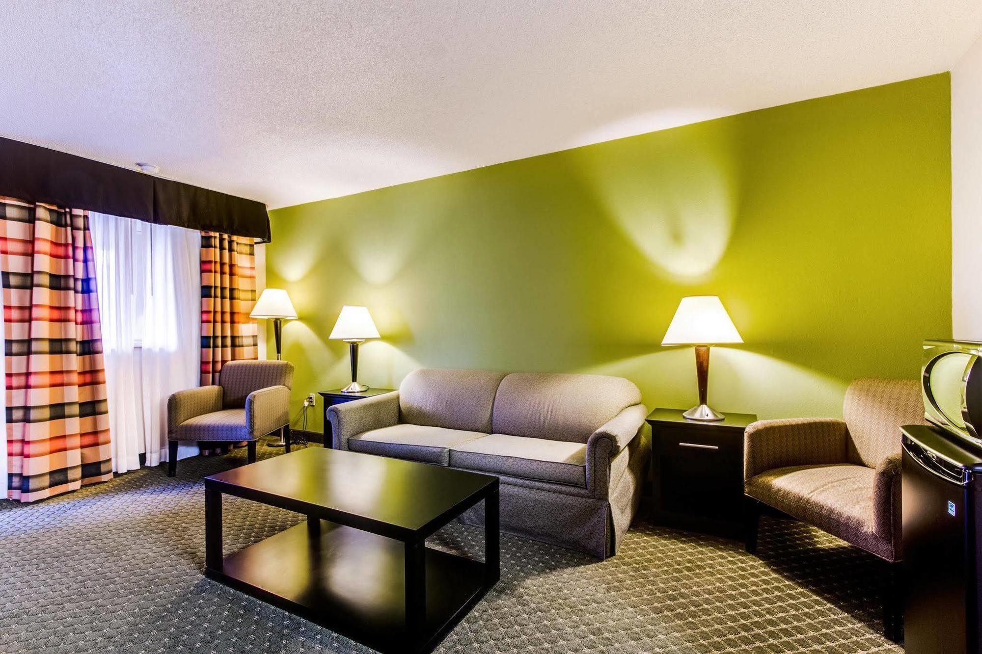 Quality Inn & Suites Moline - Quad Cities المظهر الخارجي الصورة